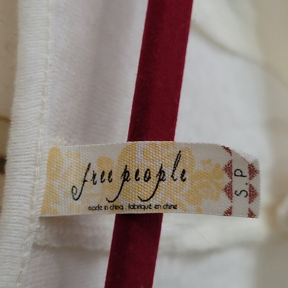 Women's Free People flowy blouse cream color size S - Picture 3 of 11